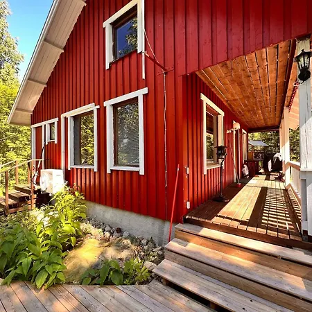 Winter Wonderland In Hmeenlinna, Finland *