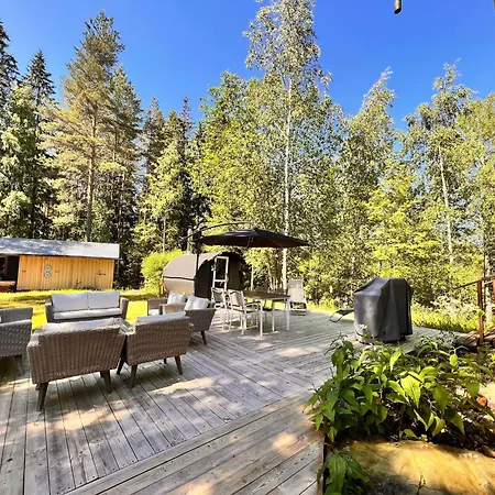 Winter Wonderland In Hmeenlinna, Finland *